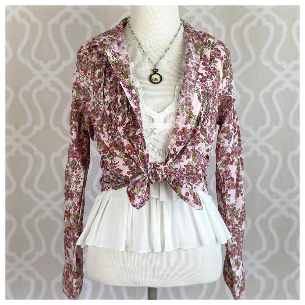 **TAKING DOWN** Lord & Taylor Wildflowers Button Down Top - Picture 1 of 10